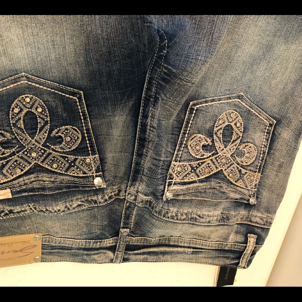 Seven7 Denim Capris